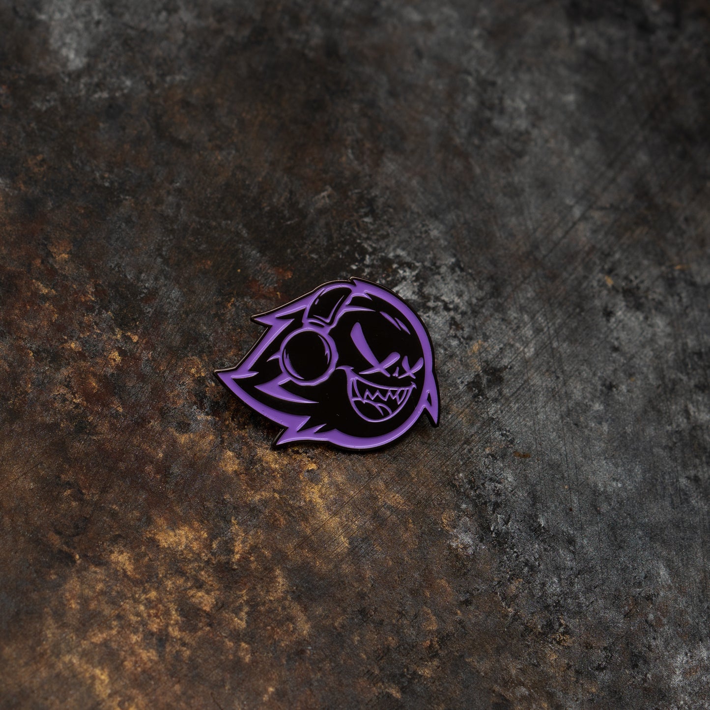 Fabvl After Dark Pin