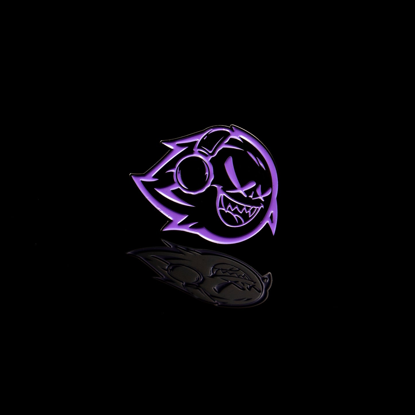 Fabvl After Dark Pin